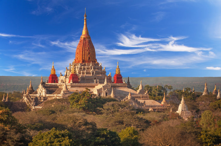 Estupa Ananda en Bagán, Myanmar